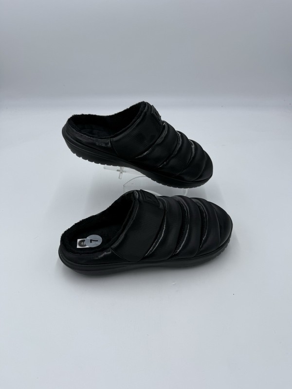 NEW Women's Nike Burrow SE Triple Black Slides Sandals Slip On FZ7940 002