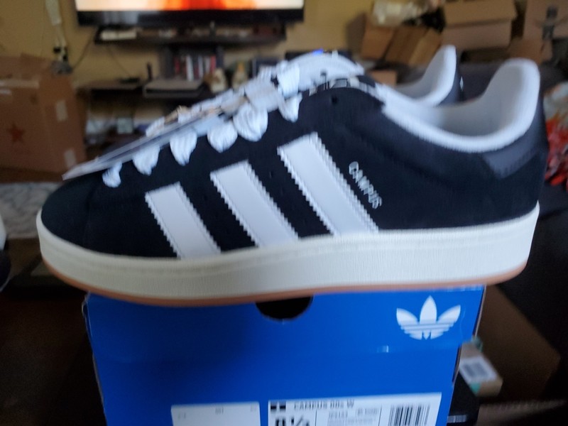 NIB - Adidas CAMPUS 00s ORIGINALS CORE BLACK/OFF WHITE WOMENS Size 8.5 # JP9163