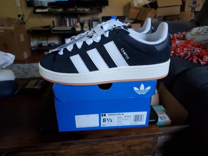 NIB - Adidas CAMPUS 00s ORIGINALS CORE BLACK/OFF WHITE WOMENS size 8.5 # JP9163