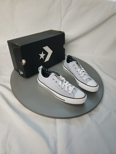 NIB Converse Shoes Women 572368f Ghost /white/black Size 8.5