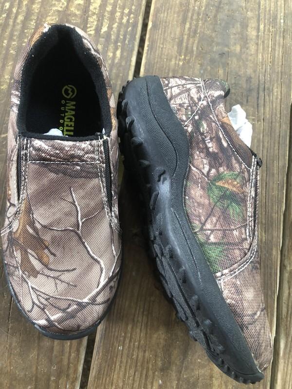 NIB Kids Magellan Slip-On Camo Shoes 3
