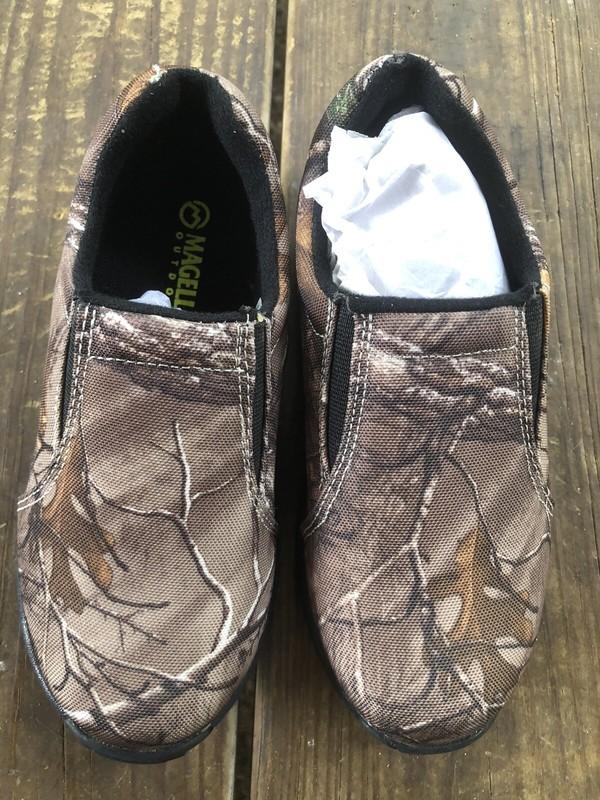 NIB Kids Magellan Slip-On Camo Shoes 3