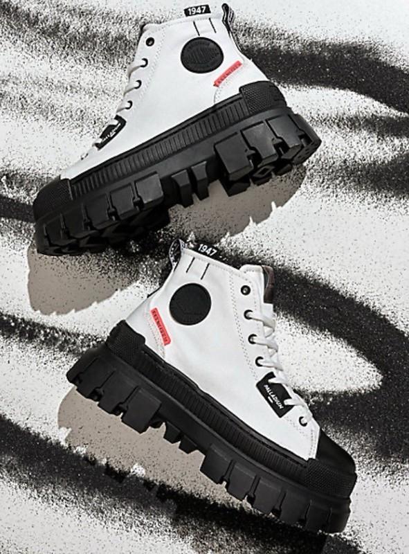 NIB Palladium Revolt Hi Tx Star White High Top Sneaker Boots - Choose Size