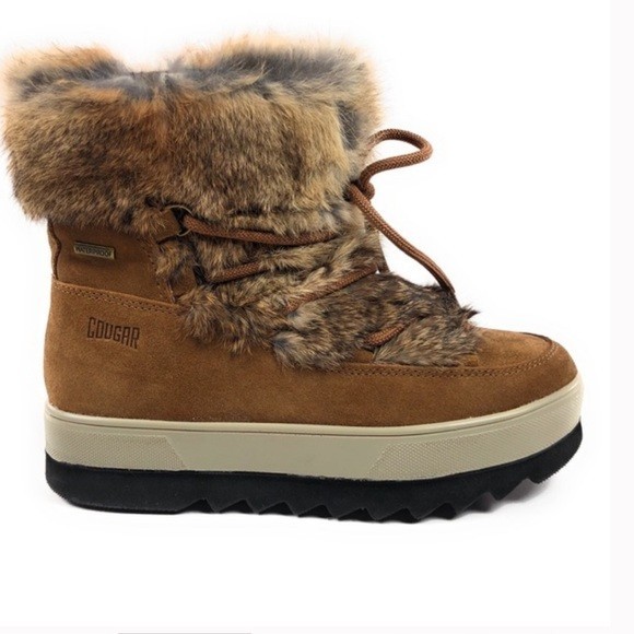 NIB Womens Cougar Rabbit Fur Suede Vanora Boots Size: 11 Color: Hazel