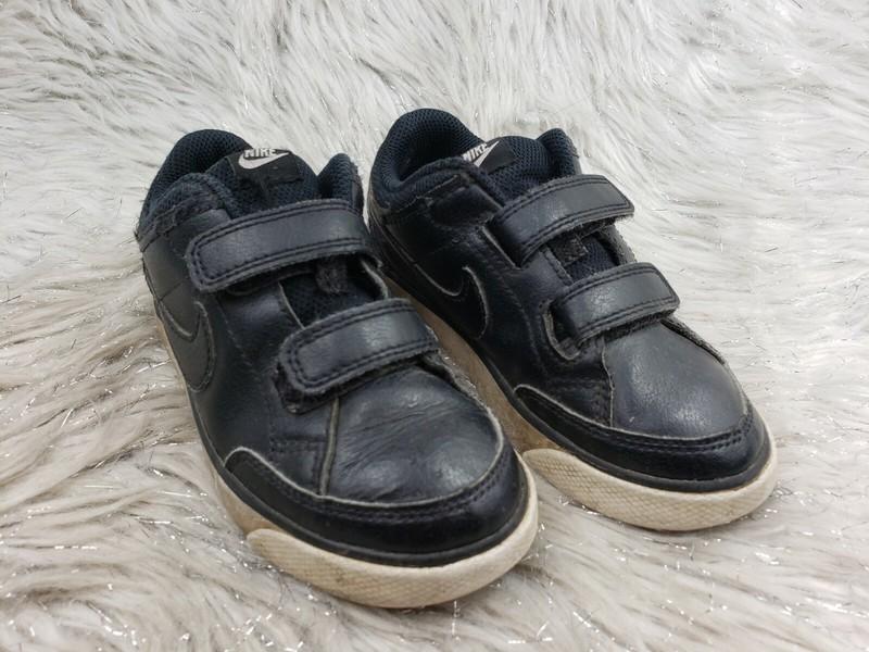 NIKE 579949-017 Black Leather Easy On Sneakers Child Size 10