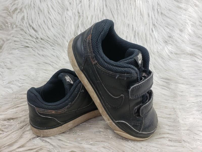 NIKE 579949-017 Black Leather Easy On Sneakers Child Size 10