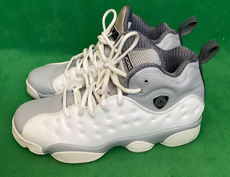 Nike 820273-103 Jordan Jumpman Team II BG White/Black-Wolf Gray Shoes Size 6Y