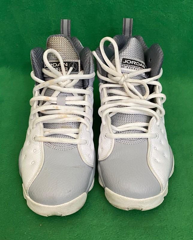 Nike 820273-103 Jordan Jumpman Team II BG White/Black-Wolf Gray Shoes Size 6Y