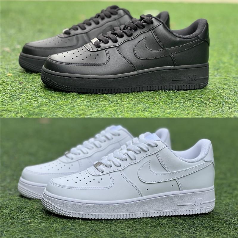 Nike Air Force 1 '07 Low Top New Classic Sneakers White And Black
