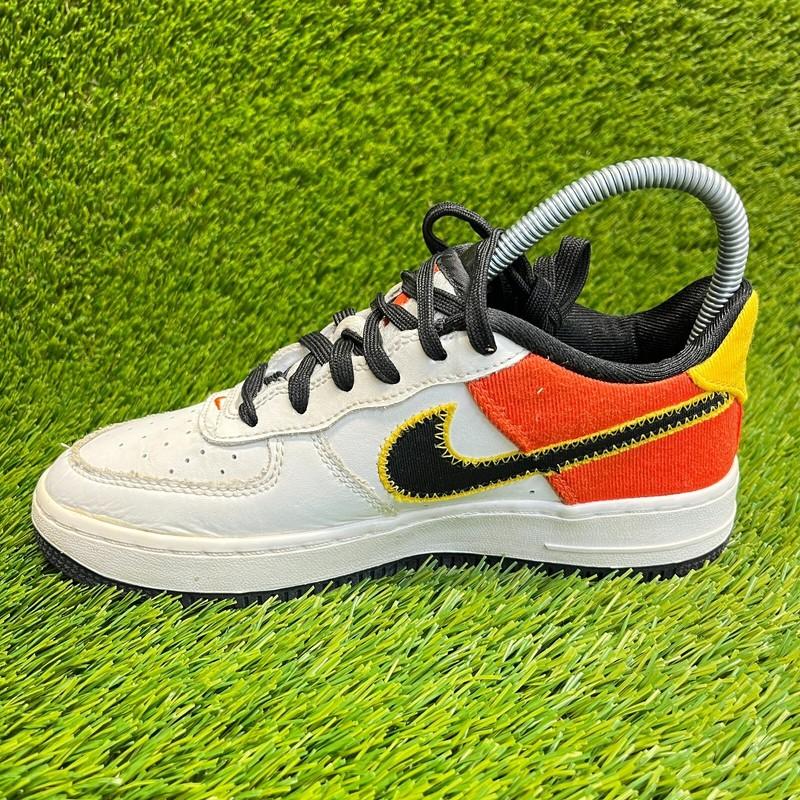 Nike Air Force 1 Low LV8 Boys Size 4.5Y White Orange Athletic Shoes Sneakers