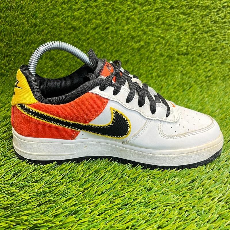 Nike Air Force 1 Low LV8 Boys Size 4.5Y White Orange Athletic Shoes Sneakers