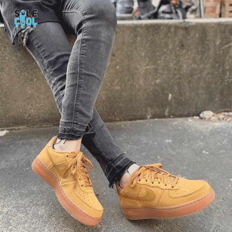 NIKE Air Force 1 LV8 3 Shoes Low GS Cut Sneaker Brown BQ5485-700