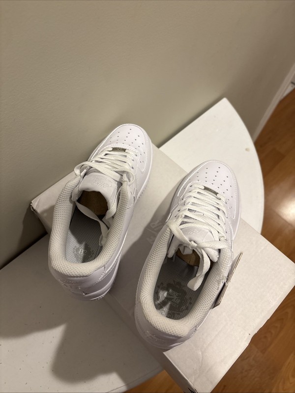 Nike Air Force 1 White - Womens Size 7