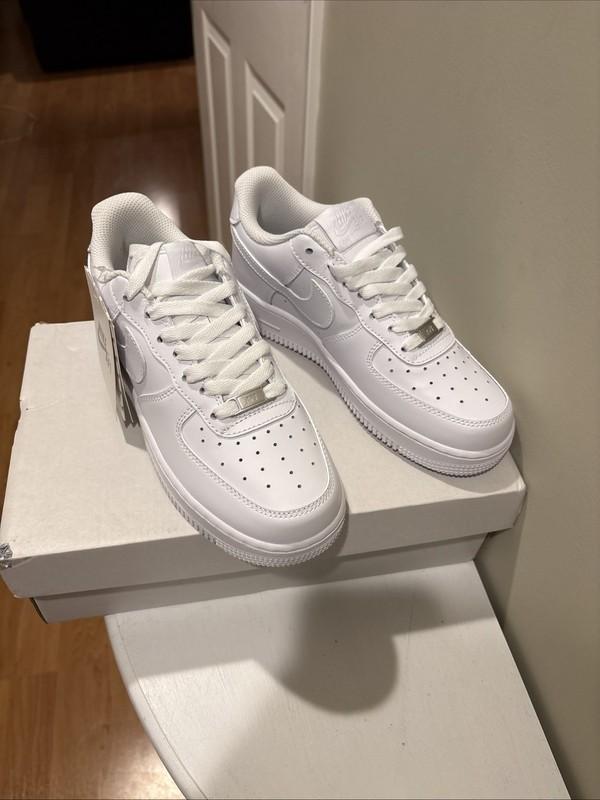 Nike Air Force 1 White - Womens Size 7
