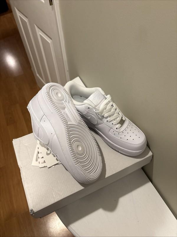 Nike Air Force 1 White - Womens Size 7