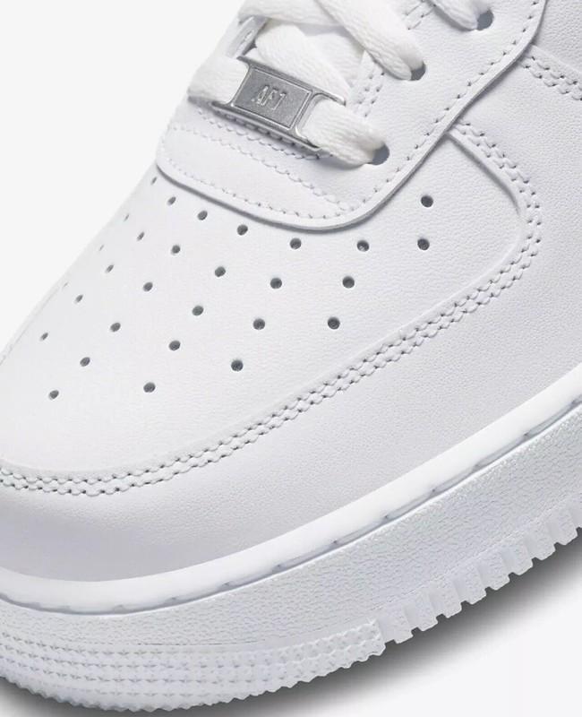 Nike Air Force 1 White - Womens Size 7