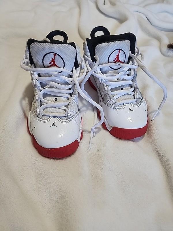 Nike Air Jordan 1 Mid Red/Chile Shoes Boys Kids Black/White/Red Size 11C