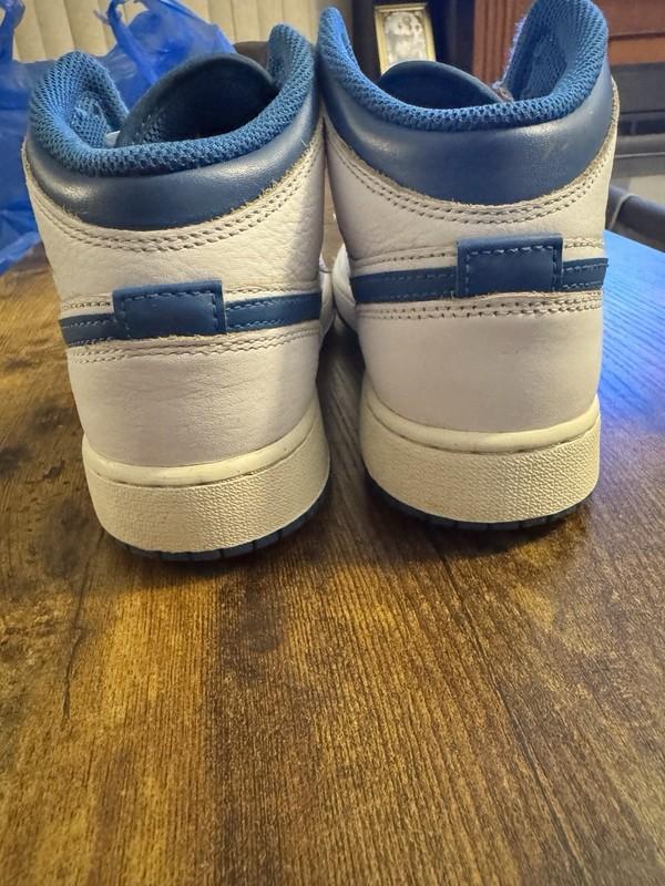 Nike Air Jordan 1 Mid SE Youth Size 5.5 White/Industrial Blue FN7432 141