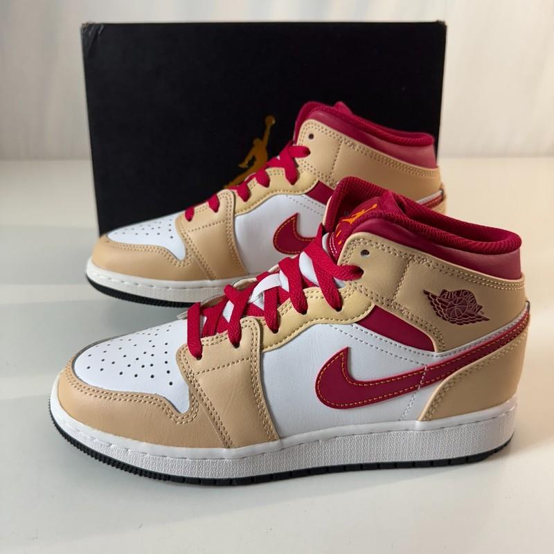 Nike Air Jordan 1 Mid White Onyx Light Cardinal Curry GS Size 6Y Sneakers NEW
