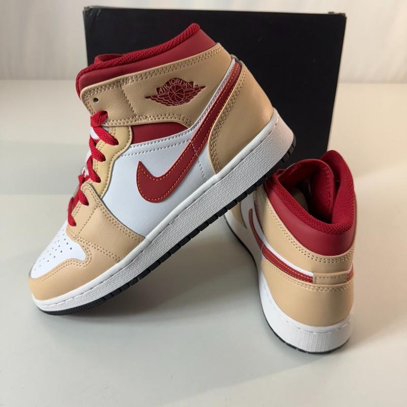 Nike Air Jordan 1 Mid White Onyx Light Cardinal Curry GS Size 6Y Sneakers NEW