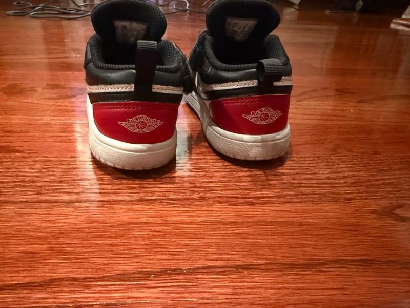 Nike Air Jordan 1 Retro Low Tops (PS) Size 10c Kids Good Condition
