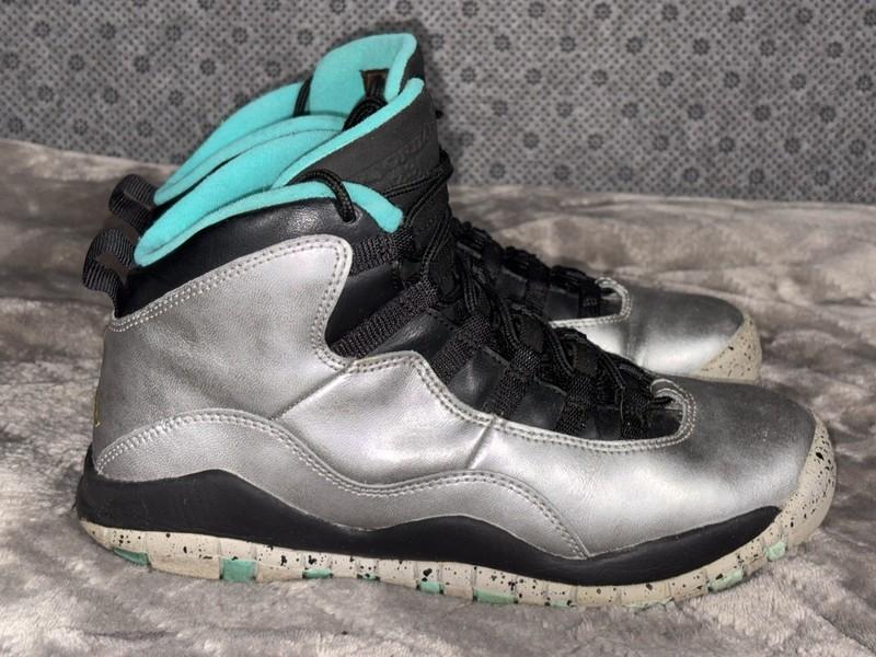 Nike Air Jordan 10 X Retro 30th BG Lady Liberty Dust Gold Youth Sz 6 Metallic ￼