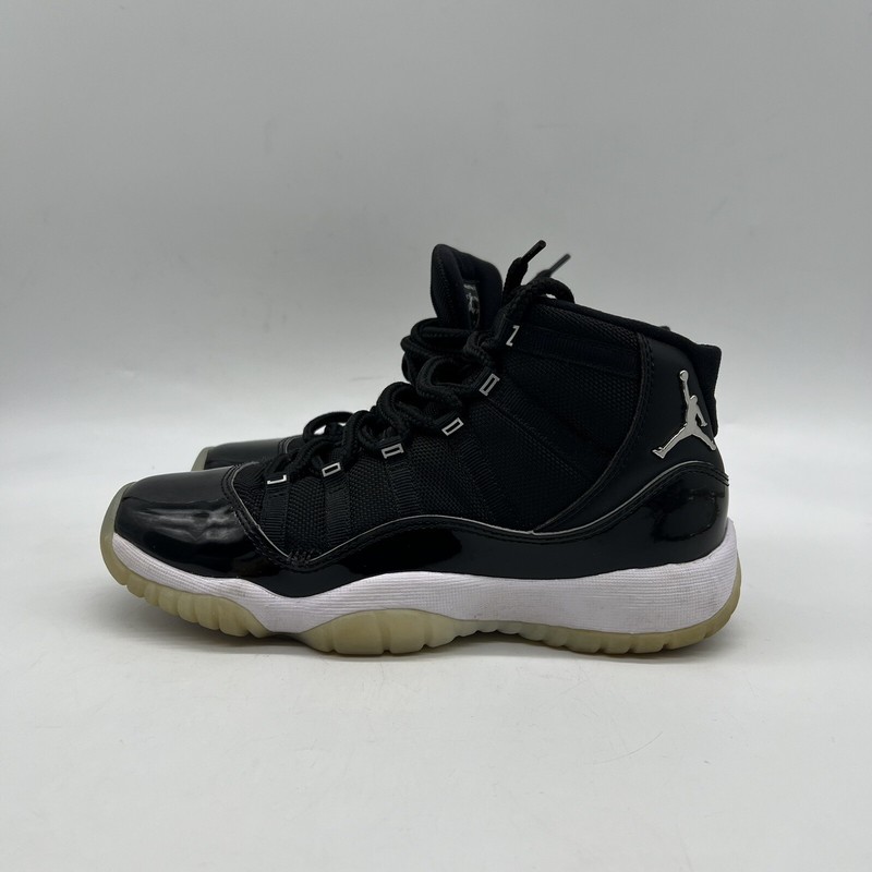 Nike Air Jordan 11 Retro Boys Black Athletic Shoes Sneakers Size 5Y