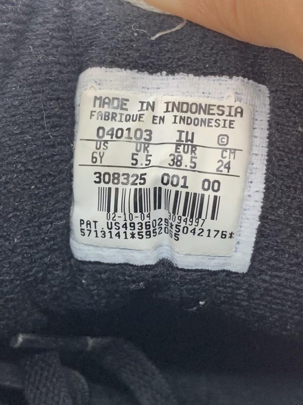 Nike Air Jordan 2 Retro GS Athletic Basketball Shoes SIZE 6Y 308325 001 2004