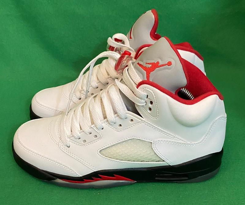 Nike Air Jordan 5 Retro GS 440888-100 Shoes Size Youth 7Y