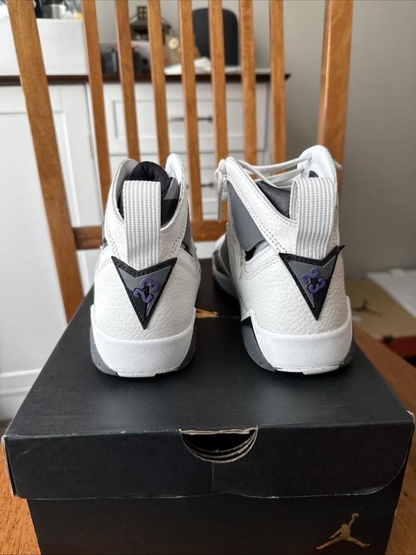 NIKE AIR JORDAN 7 FLINT GS Size 5.5Y DJ2777-100