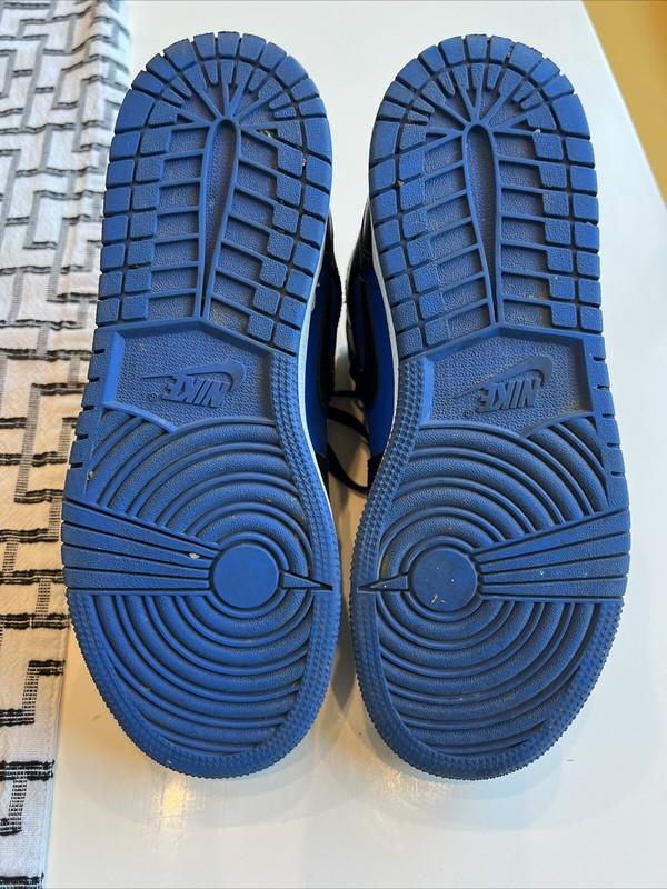 Nike Air Jordan Boys 5.5 Mid Top Blue & Black-excellent Used Condition