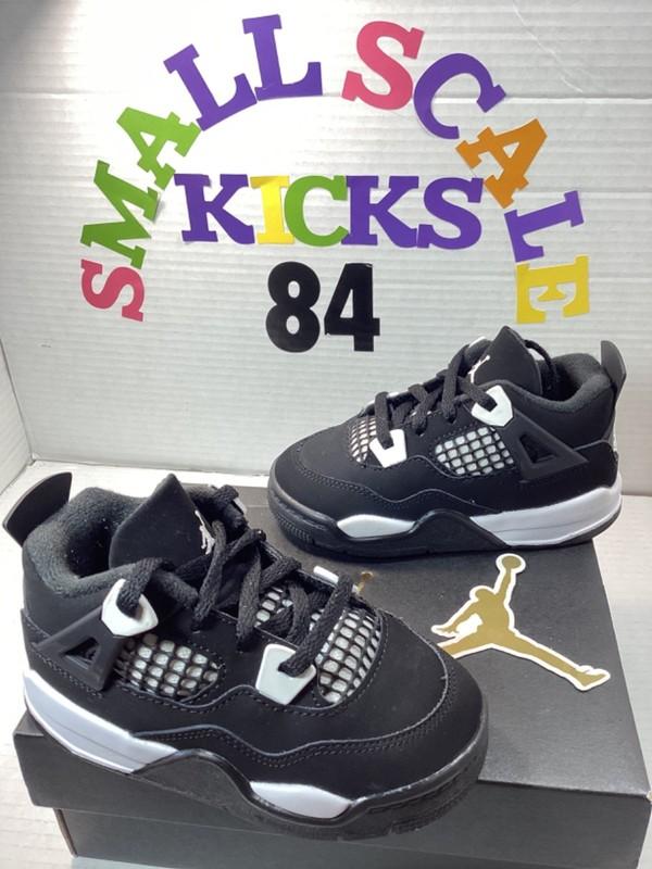 Nike Air Jordan Retro 4 “White Thunder Edition’ Toddler Size 9c