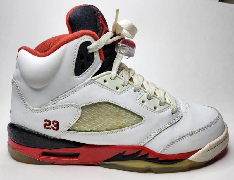 Nike Air Jordan Retro 5 GS “Fire Red” Size 6Y 2013 440888-120 2013