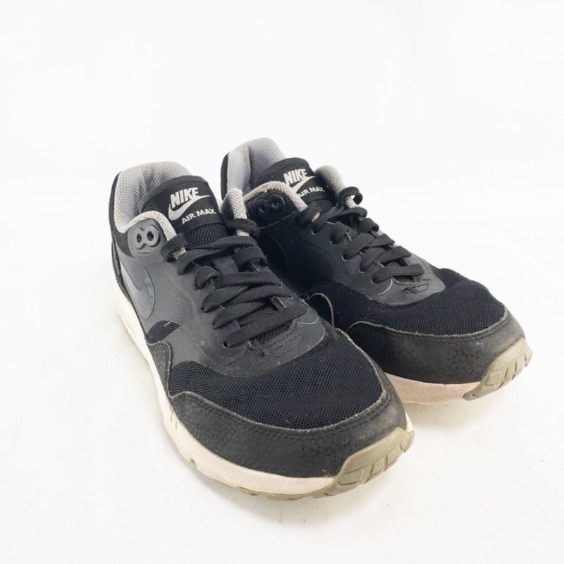 Nike Air Max Running Shoes Youth Kids 6.5 Black Gray Lace Up Athletic Sneakers