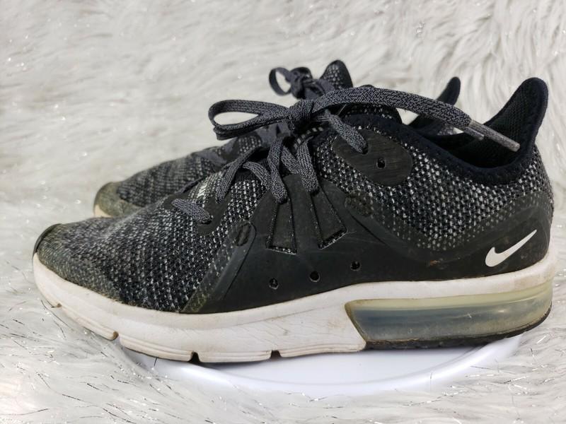 Nike Air Max Sequent 922884-001 Black Low Top Lace Up Athletic Shoes Size 4.5Y