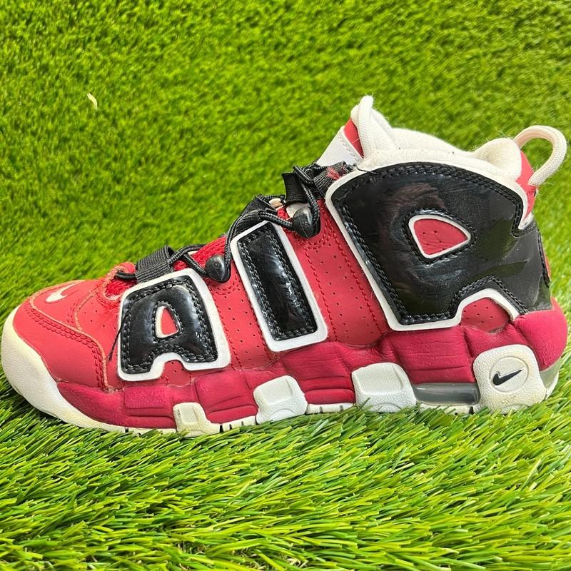 Nike Air More Uptempo Bulls Boys Size 6.5Y Red Black Athletic Shoes Sneakers