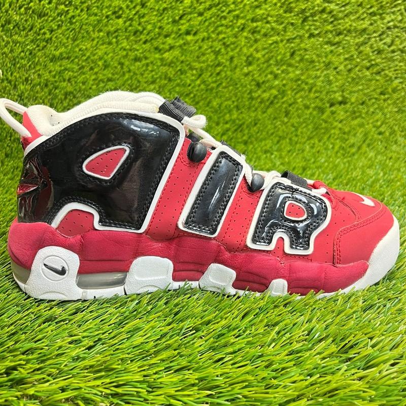 Nike Air More Uptempo Bulls Boys Size 6.5Y Red Black Athletic Shoes Sneakers