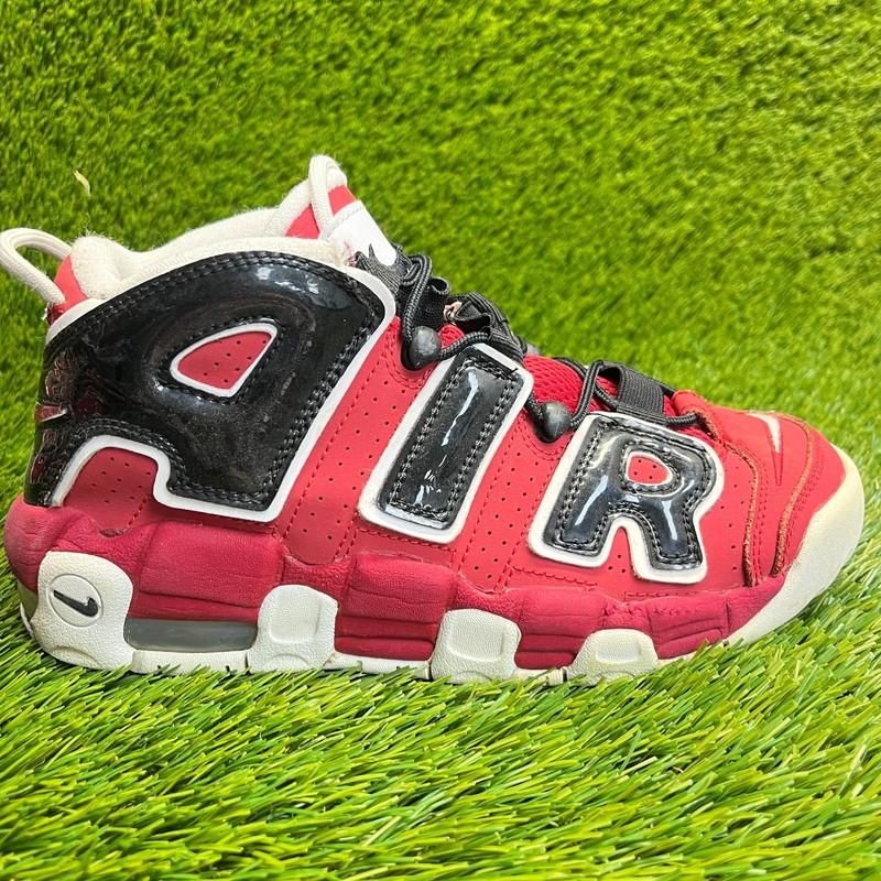 Nike Air More Uptempo Bulls Boys Size 6.5Y Red Black Athletic Shoes Sneakers
