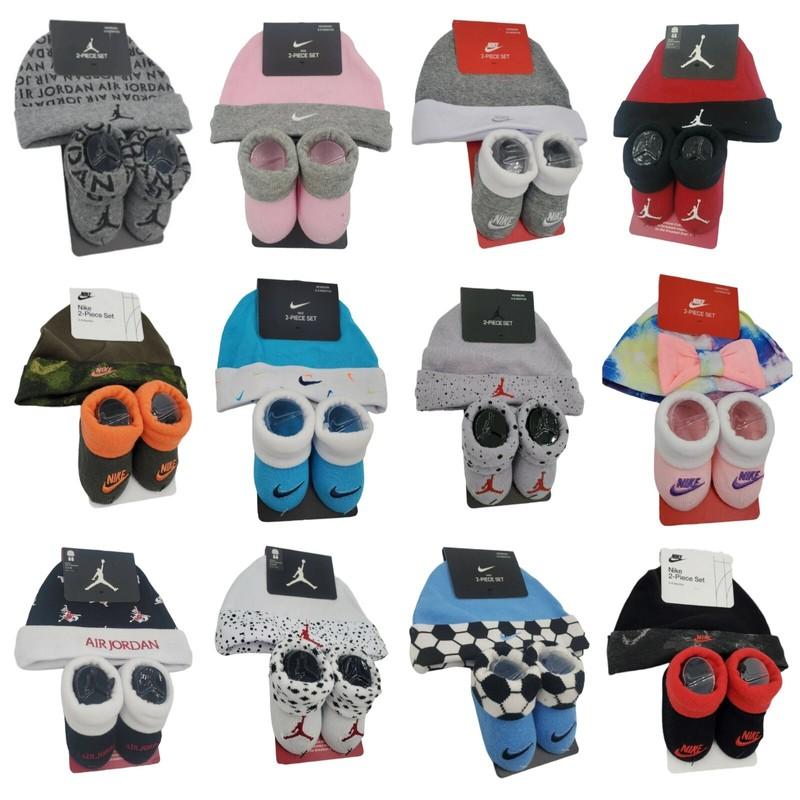 Nike Baby Booties & Cap Gift 0-6 Months Multi Color Boys Girls Infant Hat L33