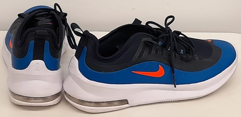 Nike Boy's Air Max Axis Blue Size 7 Sneakers