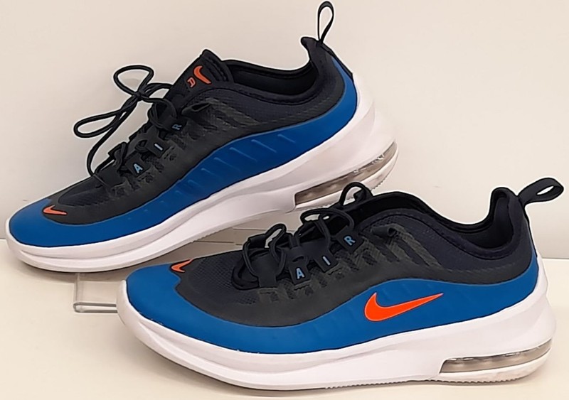 Nike Boy's Air Max Axis Blue Size 7 Sneakers