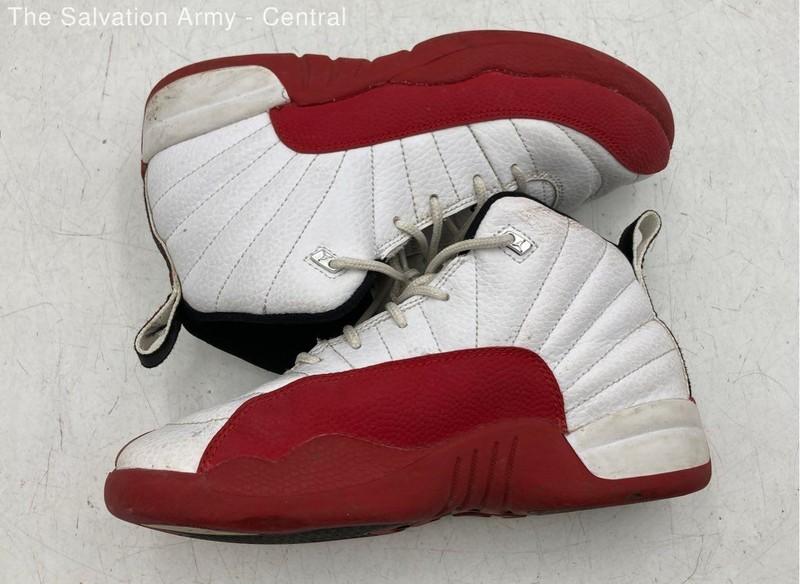 Nike Boys Air Jordan 12 Retro PS 151186-116 Cherry Red White Sneakers Size 3Y
