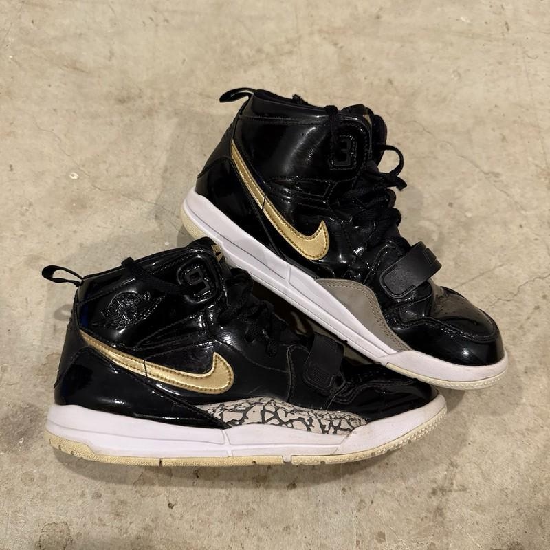 Nike Boys Air Jordan Legacy 312 AT4047-007 Black Basketball Shoes Sneakers 2.5Y
