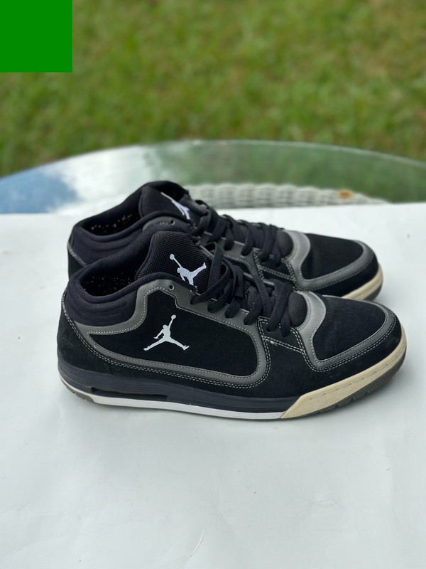 Nike Boys Jordan Basketball Shoes Size 11