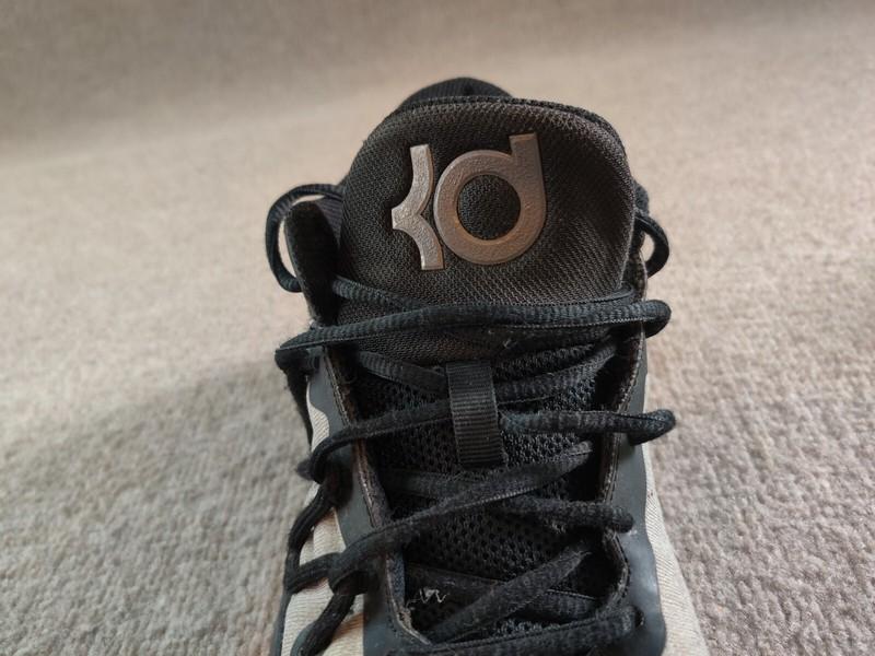Nike Boys KD Trey 5 Gray Black Basketball Shoes Sneakers Size 5.5Y 942893-010