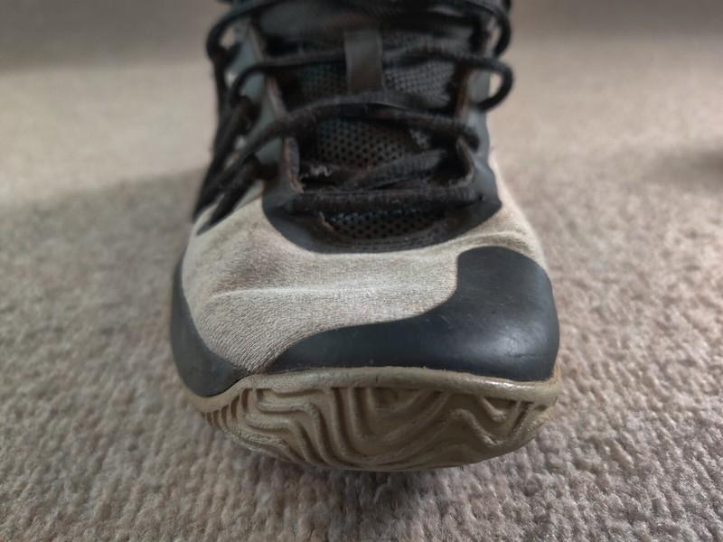 Nike Boys KD Trey 5 Gray Black Basketball Shoes Sneakers Size 5.5Y 942893-010