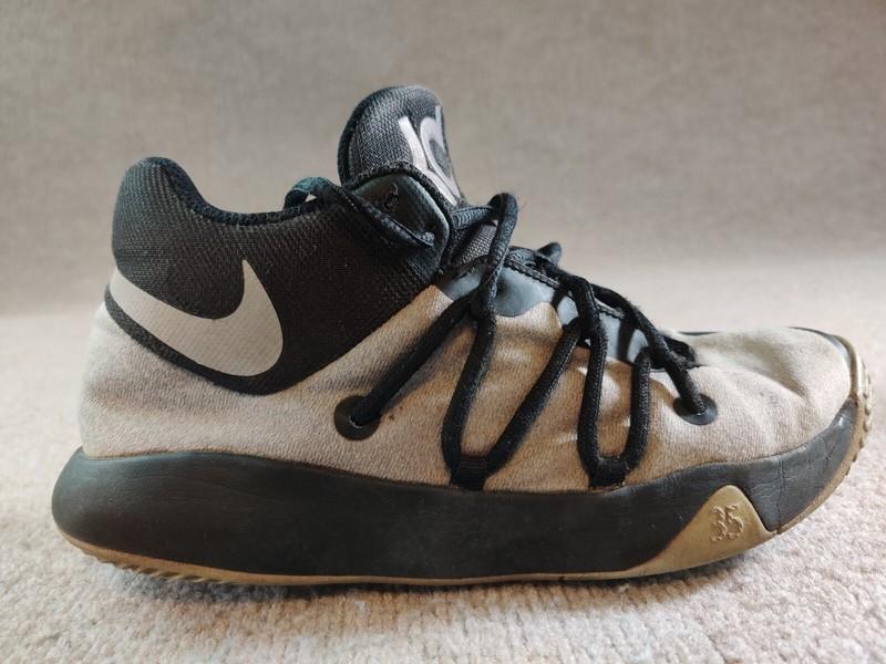 Nike Boys KD Trey 5 Gray Black Basketball Shoes Sneakers Size 5.5Y 942893-010