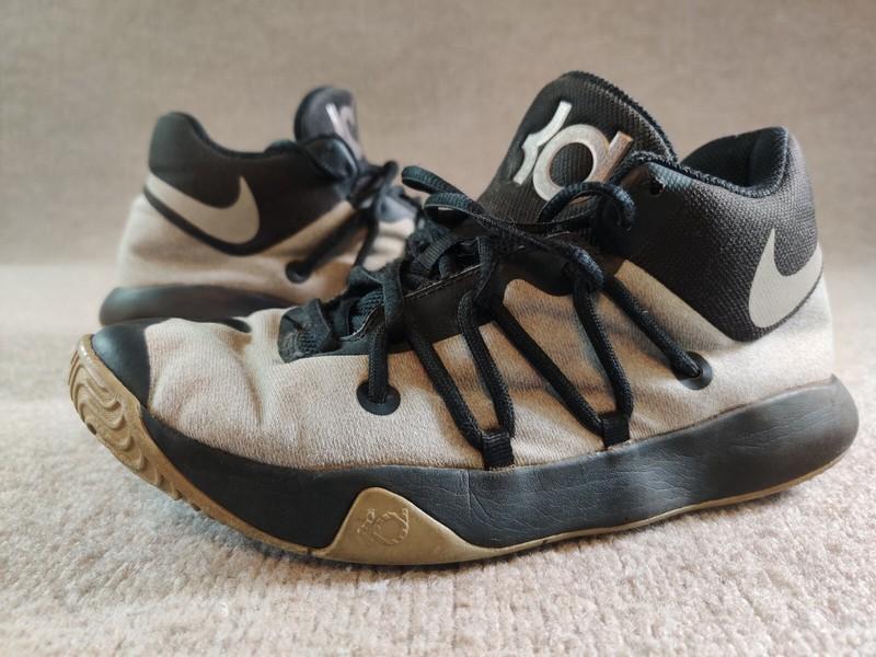 Nike Boys KD Trey 5 Gray Black Basketball Shoes Sneakers Size 5.5Y 942893-010