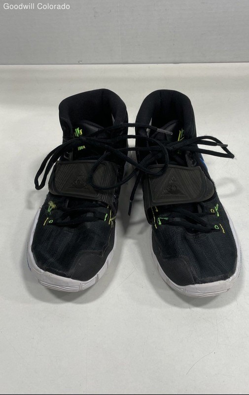 Nike Boys Kyrie Irving Black Sneakers Size 7Y
