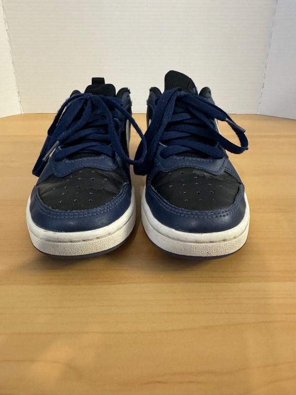 Nike Boys Sneakers All day Play Youth Size 3.5Y
